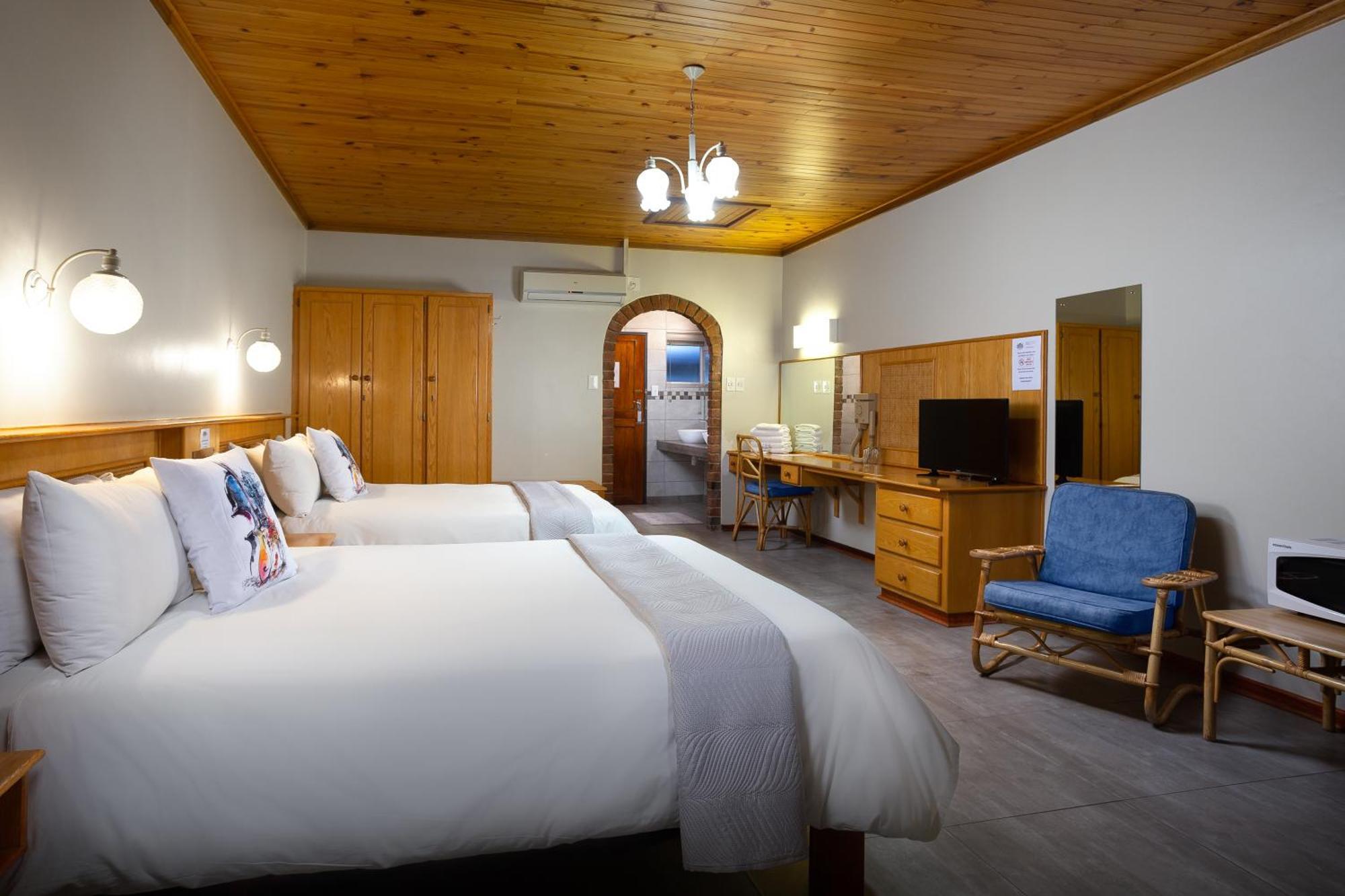 Merino Inn Hotel Colesberg Bagian luar foto