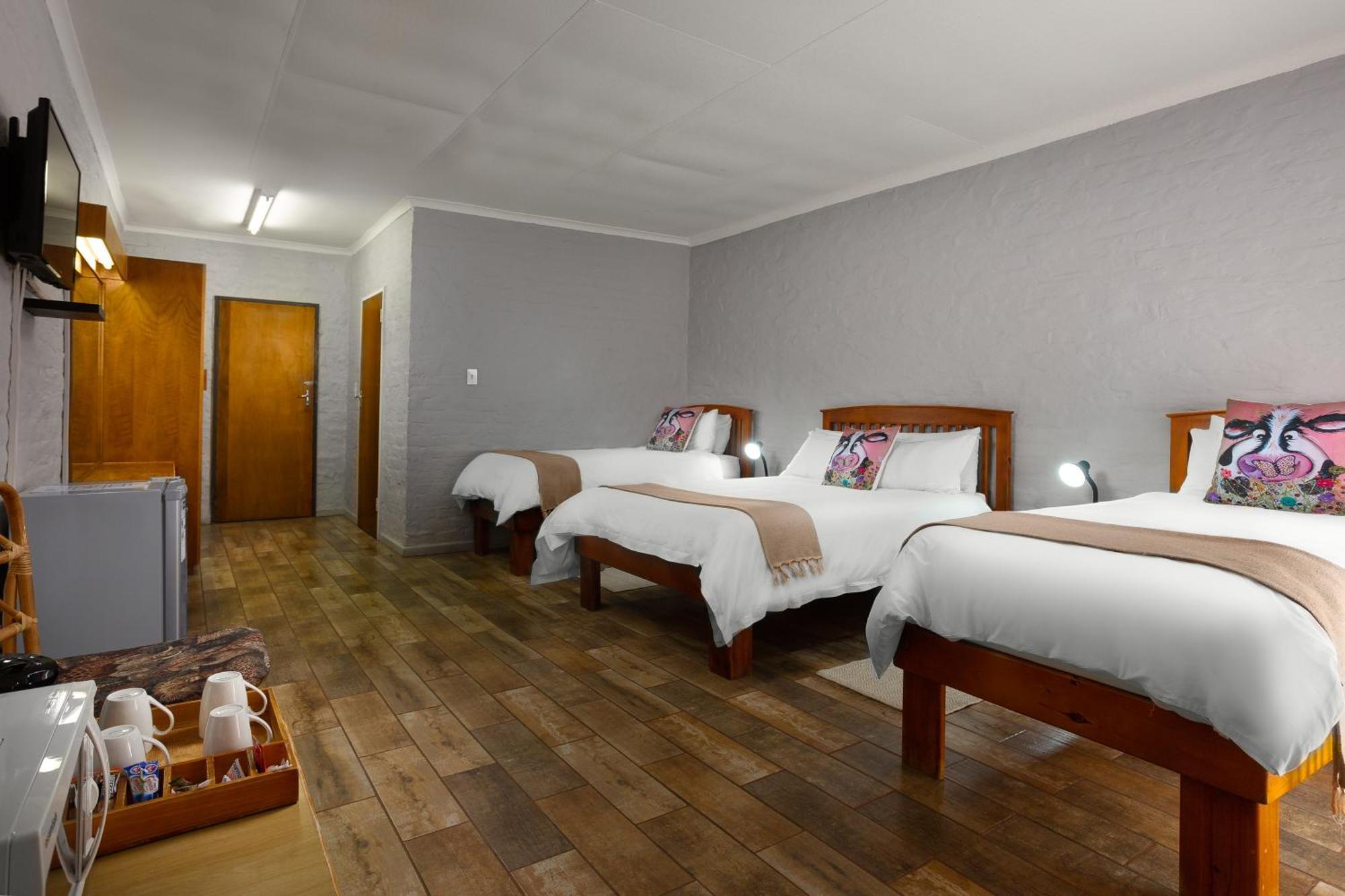 Merino Inn Hotel Colesberg Bagian luar foto